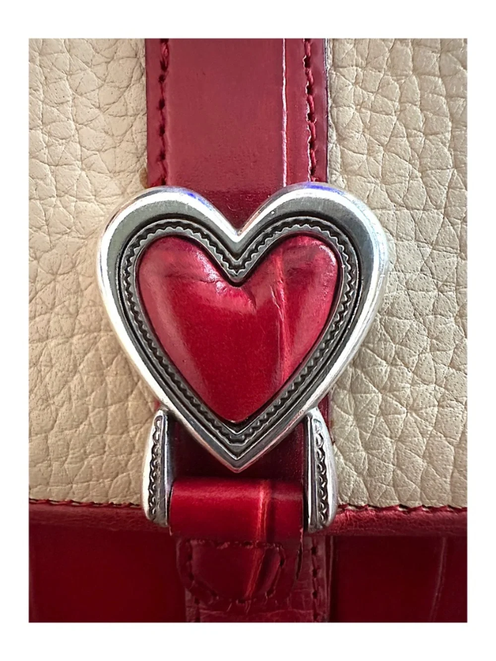 BRIGHTON Leather Crossbody Bag 7.5”x 4.5”x 2” Red & White Trifold